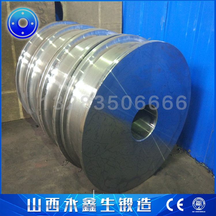 排土機車輪鍛件